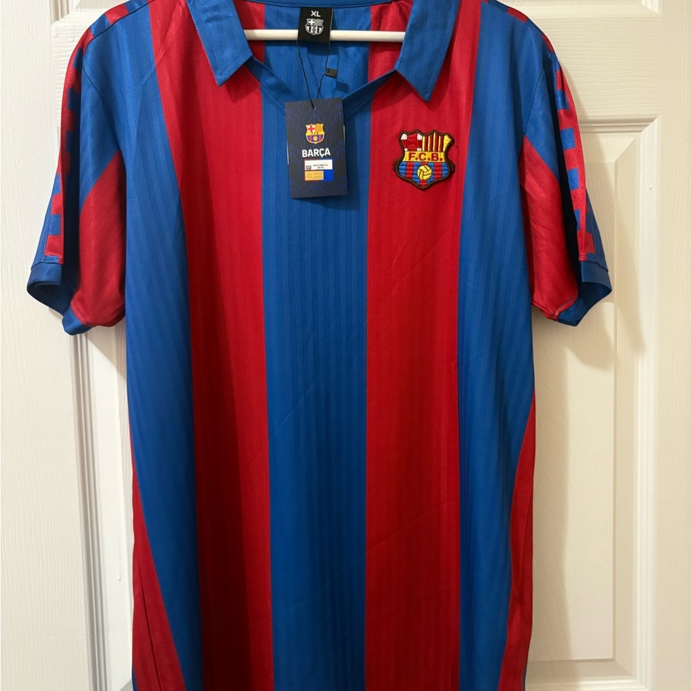 Barca Striped Red and Blue Men's Jersey - Picture 5 of 9